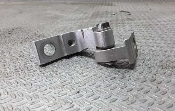 Seat Leon (1M) Rear door upper hinge