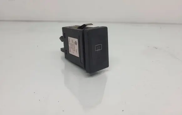 Volkswagen PASSAT B5 Windscreen/window heater switch 3B0959621C