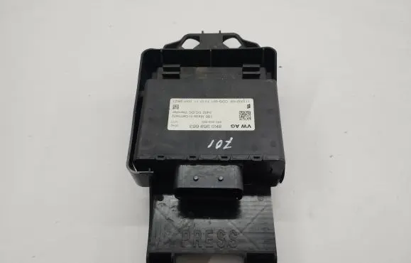 Audi A7 S7 4G Power management control unit 4G0907347 8K0959663