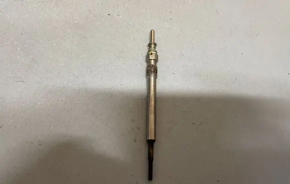 BMW 5 F10 F11 Spark plug 0250603006