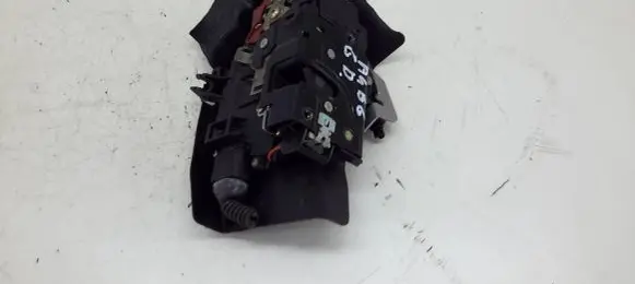 Audi A4 S4 B6 8E 8H Rear door lock 8E0839350 098689088