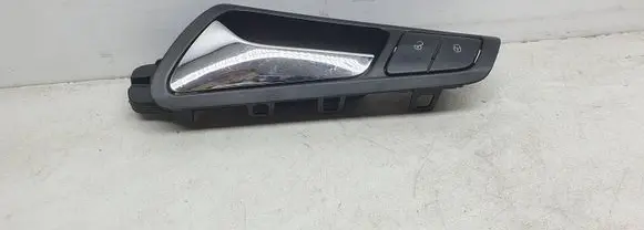Volkswagen PASSAT B6 Front door interior handle 3C1837113D