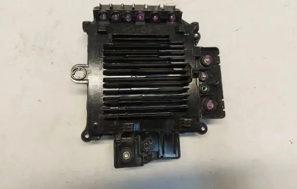 Tesla Model S Fuse 1112379-00-e