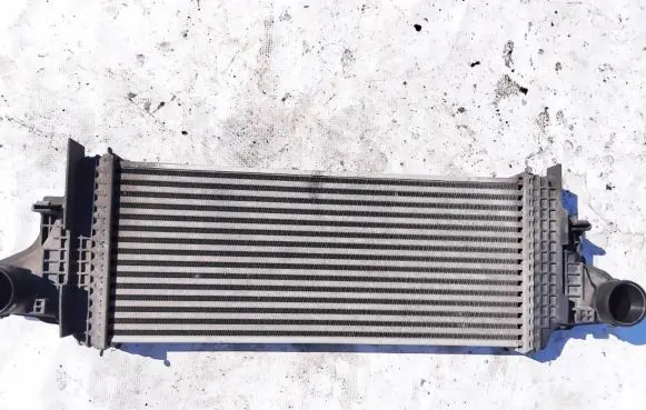 Mercedes-Benz R W251 Intercooler radiator