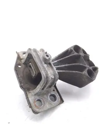 Renault Scenic II - Grand scenic II Engine mount bracket