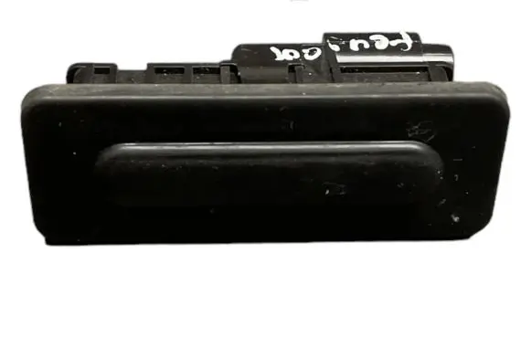 Peugeot 308 Tailgate/trunk/boot exterior handle 9676028380