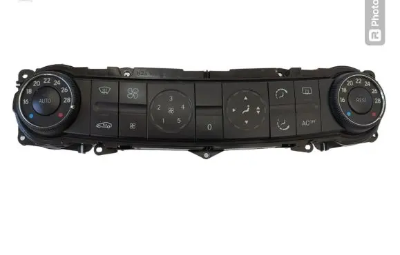 Mercedes-Benz E W211 Climate control unit 2118300385 00111703
