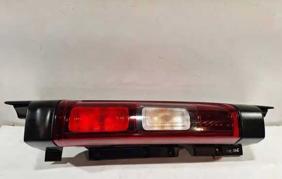 Renault Trafic III (X82) Rear/tail lights