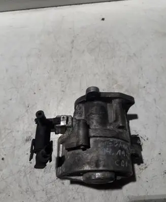 Renault Megane II Vacuum pump