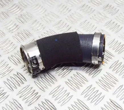 Jaguar E-Pace Intercooler hose/pipe