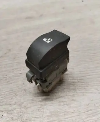 Renault Espace - Grand espace IV Electric window control switch 28082