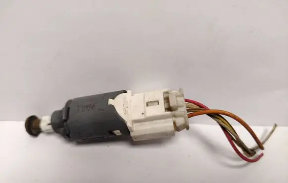 Renault Scenic II - Grand scenic II Brake pedal sensor switch 8200168238 5070P