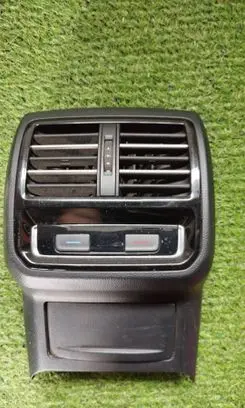 Volkswagen PASSAT B8 Rear air vent grill 3G0907049D