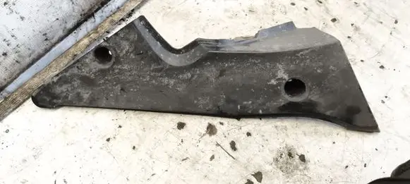 BMW 5 E60 E61 Rear bumper underbody cover/under tray 7124555