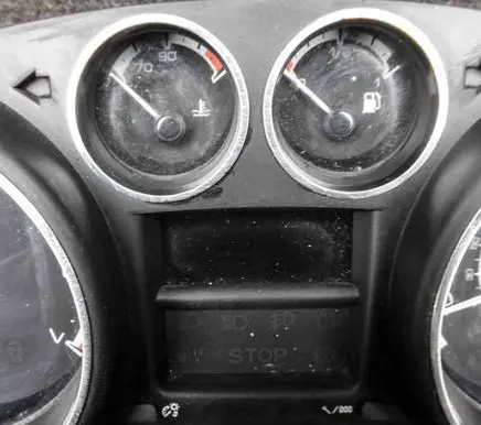 Peugeot 308 Speedometer (instrument cluster) 9664671780