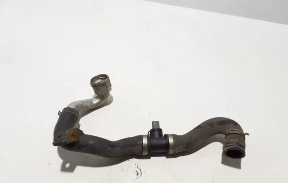 Volkswagen Touareg II Engine coolant pipe/hose 7P6122291C