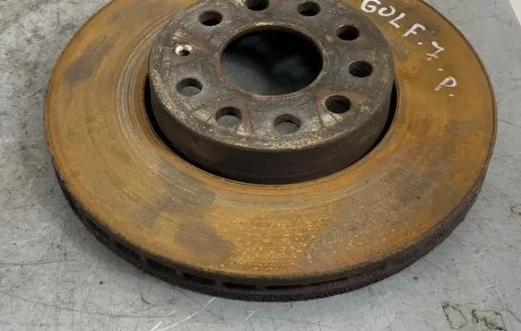 Volkswagen Golf VII Front brake disc