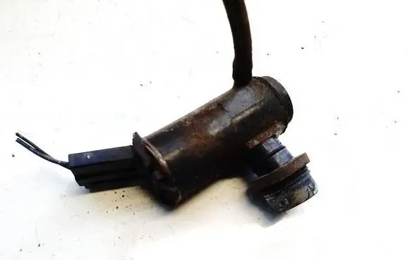 Mazda Premacy Windscreen/windshield washer pump 8603102411 860310-2411