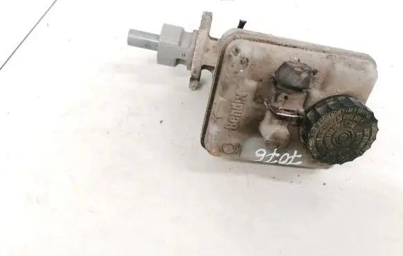 Peugeot 406 Master brake cylinder 311939