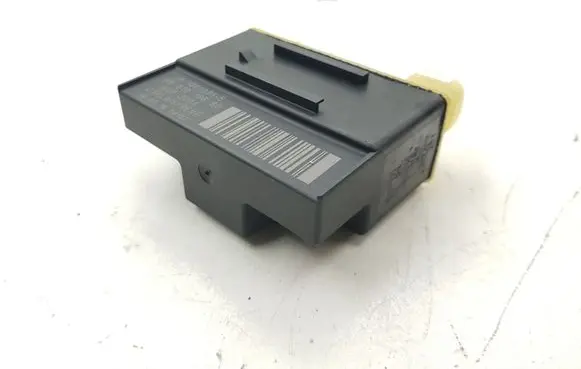 Coolant fan relay