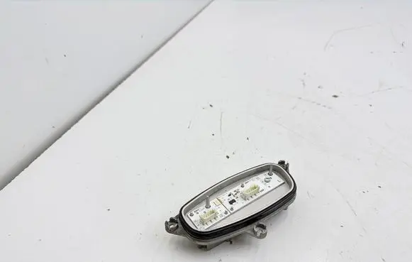 Audi Q2 - LED ballast control module MDE916105 ED149790204 B011765