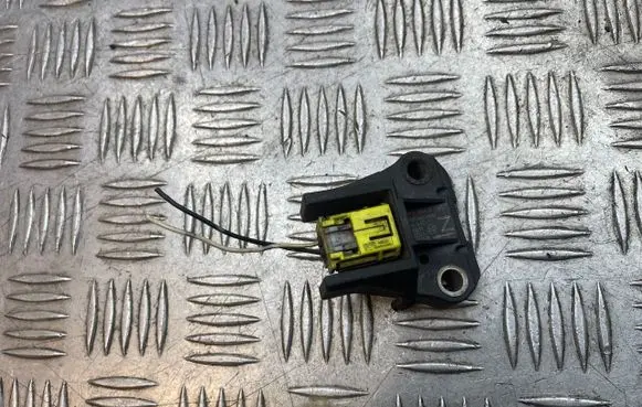 Lexus IS 220D-250-350 Airbag deployment crash/impact sensor 8917353040 251105