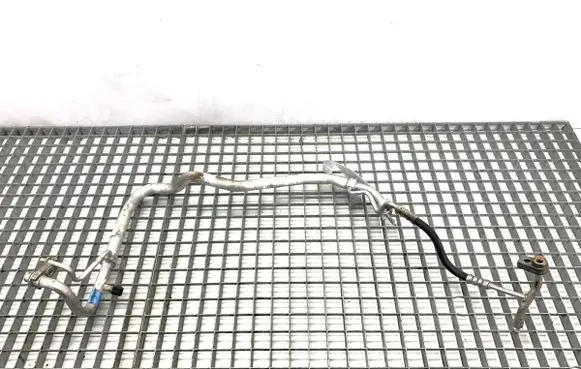Ford Focus Air conditioning (A/C) pipe/hose F1F119A834CB