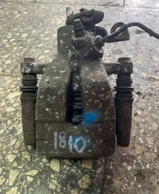 Renault Megane II Rear brake caliper
