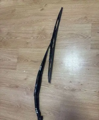 Subaru Legacy Front wiper blade arm