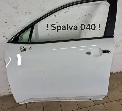 Toyota Corolla Cross Front door
