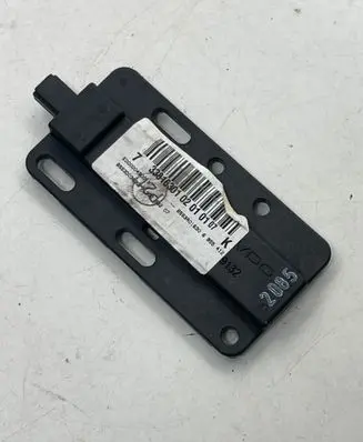 BMW 3 E90 E91 Keyless system antenna 733816301 5000004800 BSS3D03630