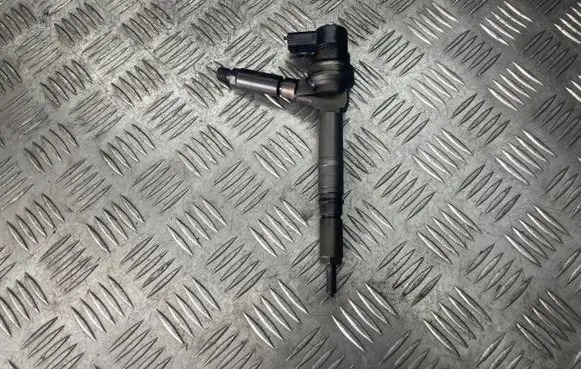 Opel Astra H Fuel injector 0445110175