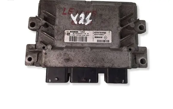 Renault Clio III Engine control unit/module 8200783095 8200700600
