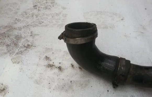 Ford Focus Intercooler hose/pipe