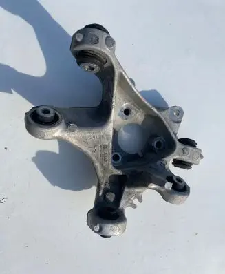 Tesla Model 3 Rear wheel hub spindle/knuckle 104441100F A2133572600