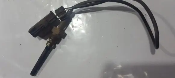 Volvo V70 Exhaust gas temperature sensor 30729648a 0607198301935