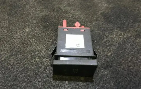 Volkswagen PASSAT B5 ESP (stability program) switch 3b0927134a