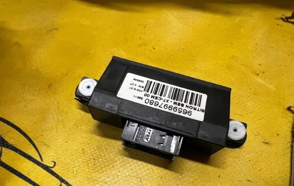 Peugeot 508 RXH Door control unit/module 9659997680