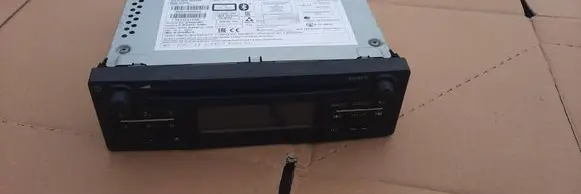 Renault Master III Radio/CD/DVD/GPS head unit 281151116R