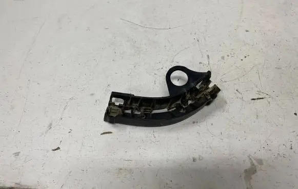 BMW X5 E70 Front bumper mounting bracket 7165471