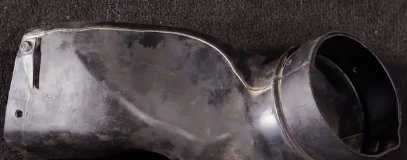Jeep Grand Cherokee (WJ) Air intake duct part 04854015