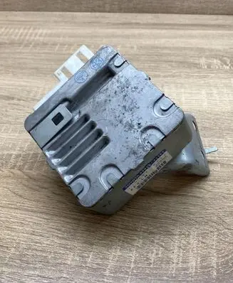 Toyota Prius (XW20) Power steering control unit/module 8965047101 1129000920