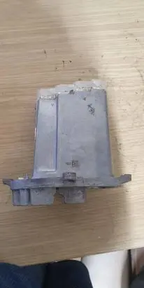 BMW 7 F01 F02 F03 F04 LED ballast control module 7225232 63117225232 12660