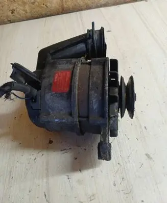 Audi 100 S4 C4 Generator/alternator part 0120489436 059903023E