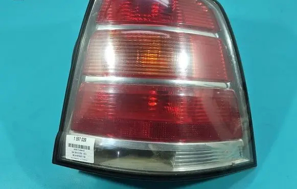 Opel Zafira B Rear/tail lights 24451843 IMPRK1597039
