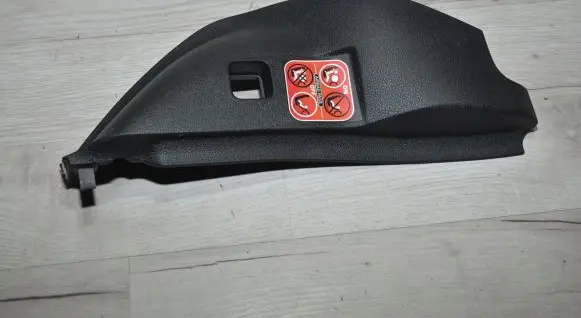 Peugeot Partner Dashboard side end trim 9680926777
