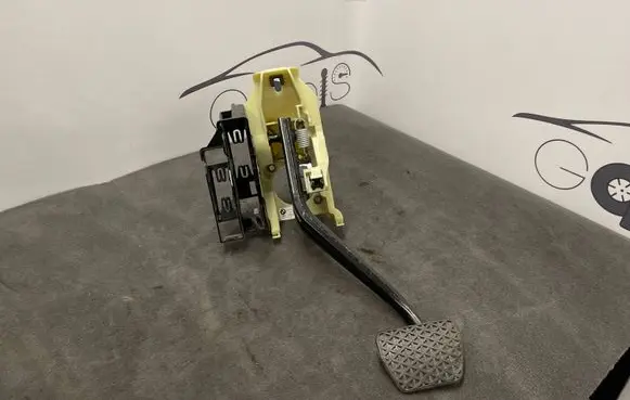 BMW 3 F30 F35 F31 Brake pedal 6791900 15112017