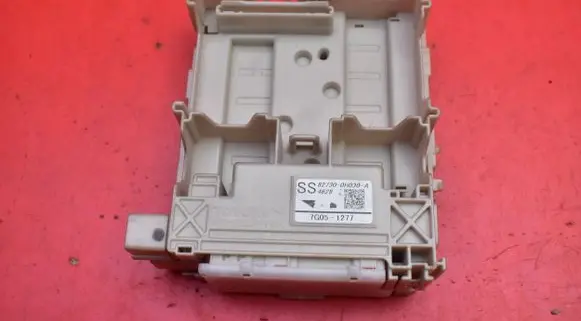 Toyota Aygo AB10 Fuse box set 827300H030A