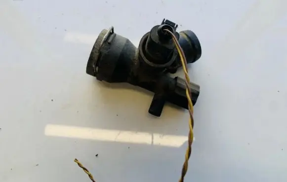 Volkswagen Golf V Engine coolant pipe/hose 1k0122291d
