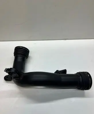 Volkswagen PASSAT B6 Intercooler hose/pipe 1K0145762AD 1K0145770D